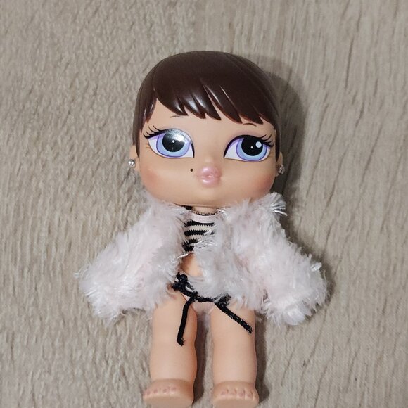 Bratz Babyz Twins Phoebe & Roxxi Dolls Sisters Baby Bratz 2004 - Picture 5 of 8